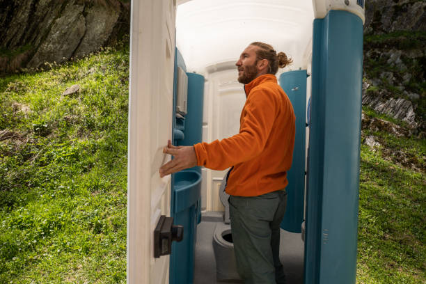 Best Portable toilet rental cost  in Follansbee, WV